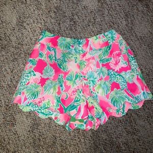 Lilly Pulitzer scalloped shorts